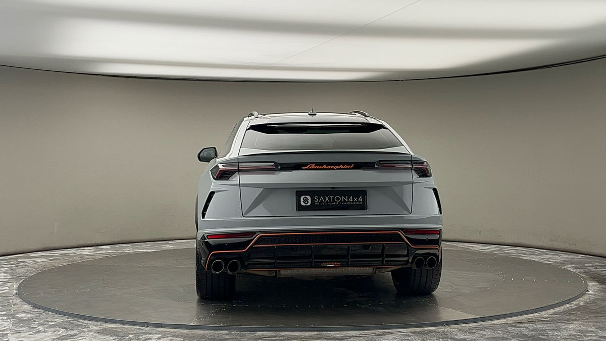 More views of Lamborghini Urus