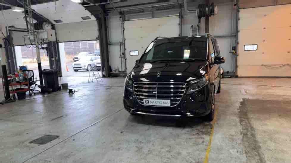 More views of Mercedes-Benz V Class