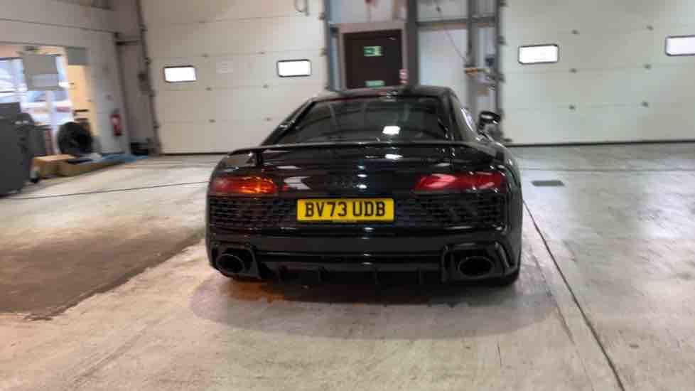 More views of Audi R8