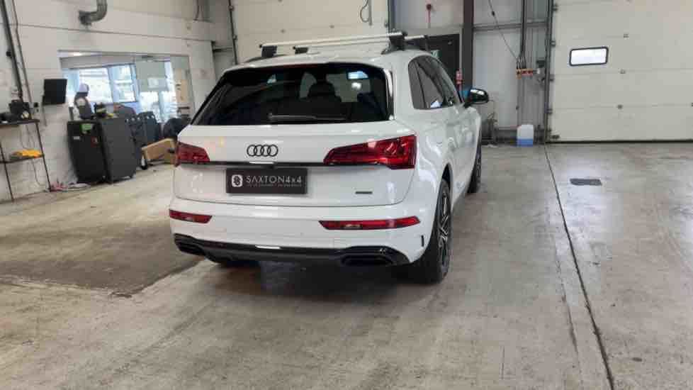 More views of Audi Q5