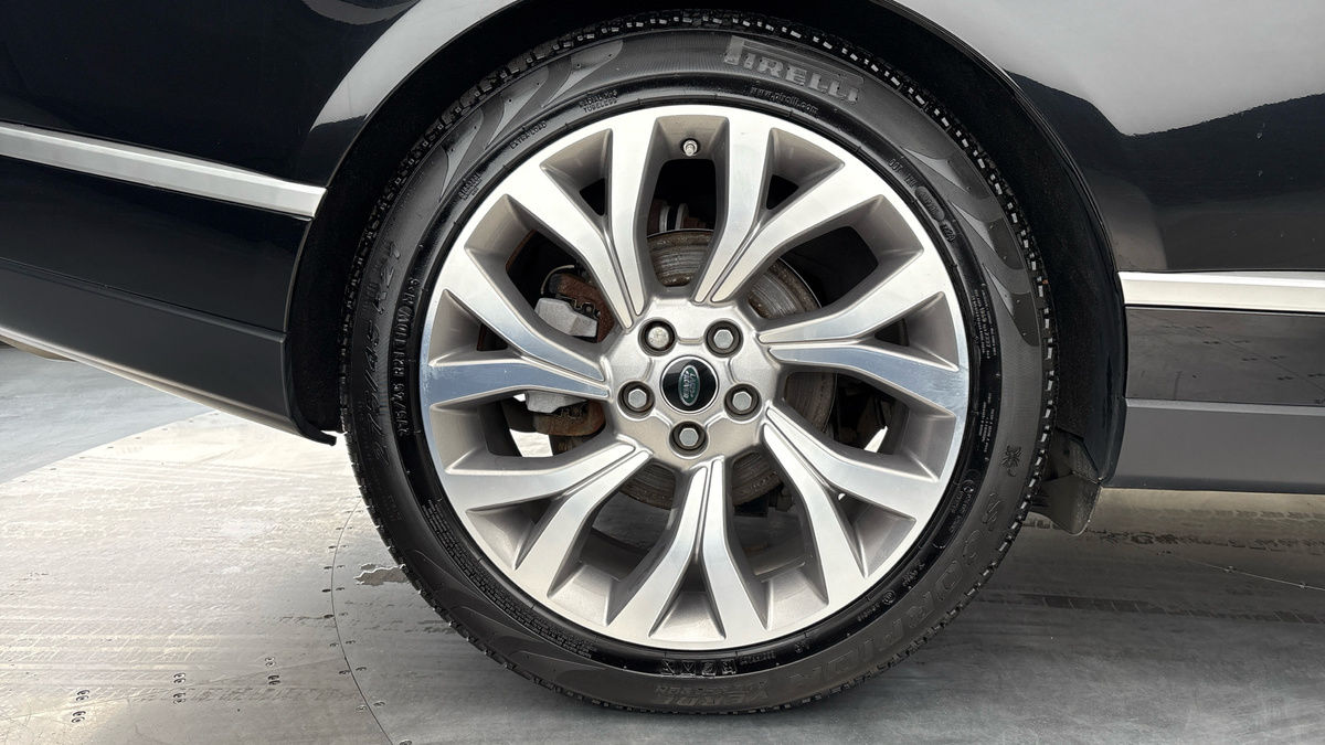 Land Rover Range Rover Image 10