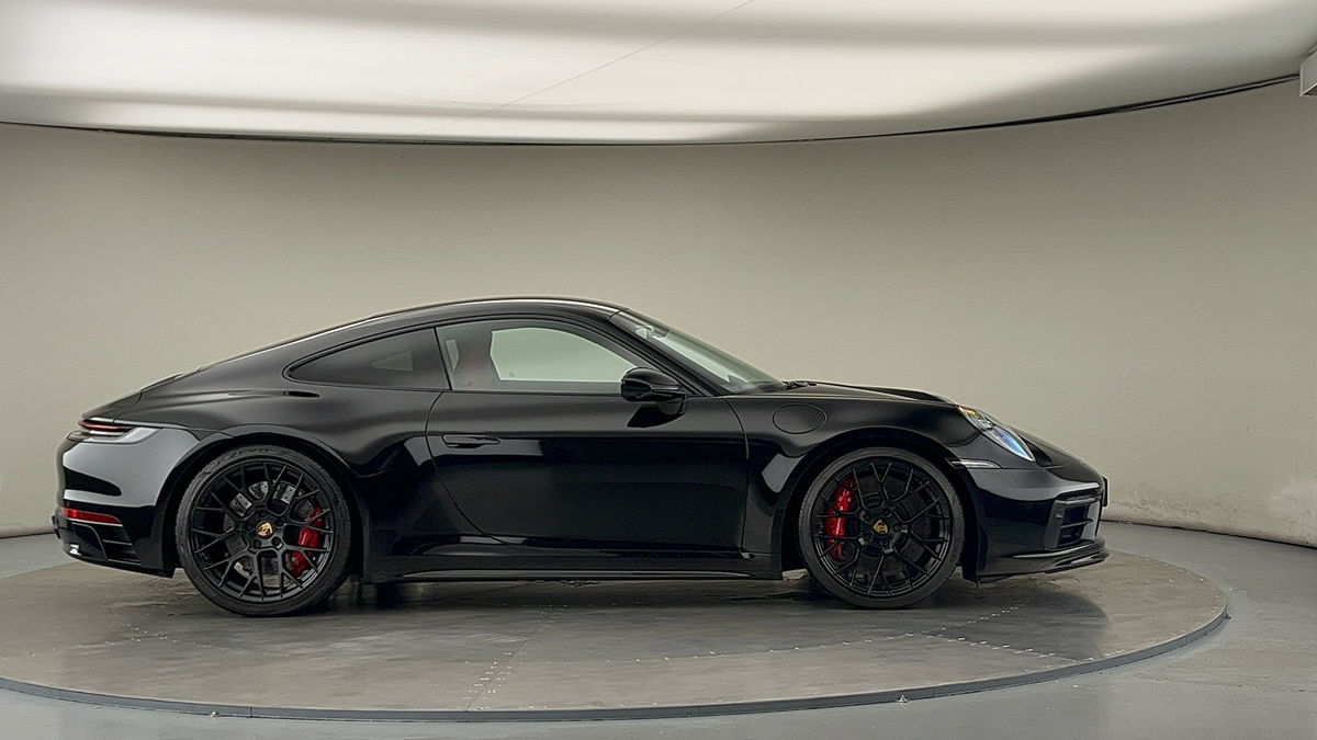 More views of Porsche 911