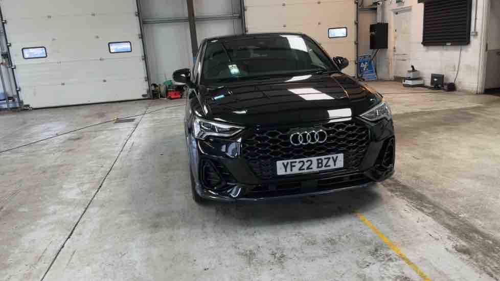 More views of Audi Q3
