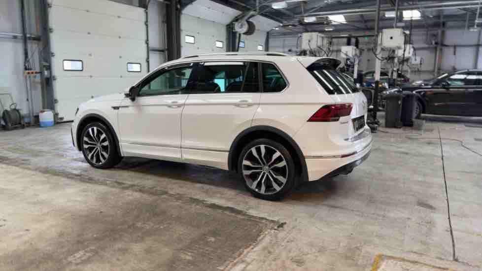 More views of Volkswagen Tiguan