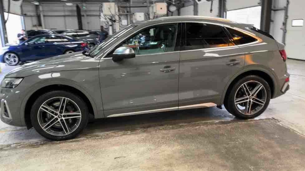 More views of Audi SQ5