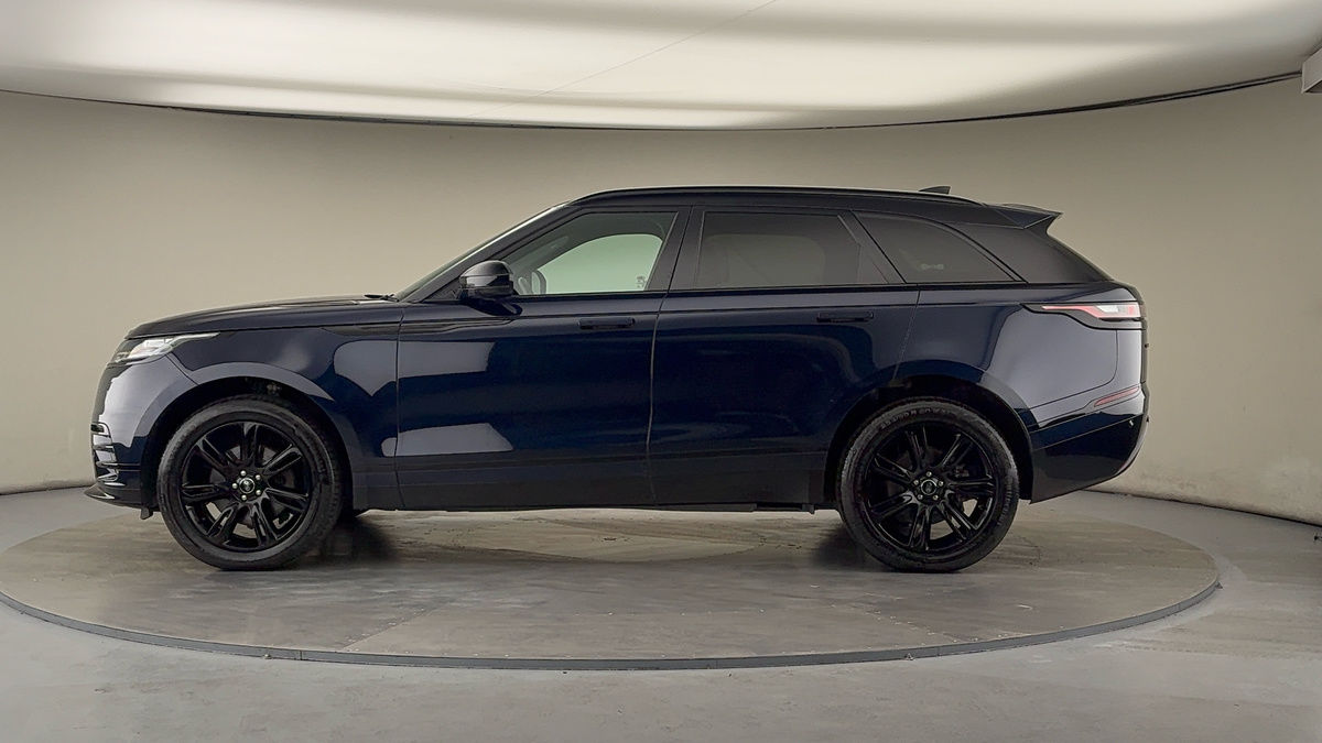 Land Rover Range Rover Velar Image 15