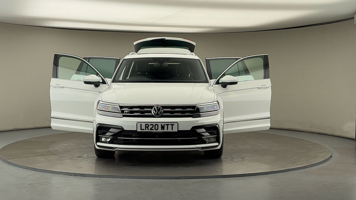More views of Volkswagen Tiguan