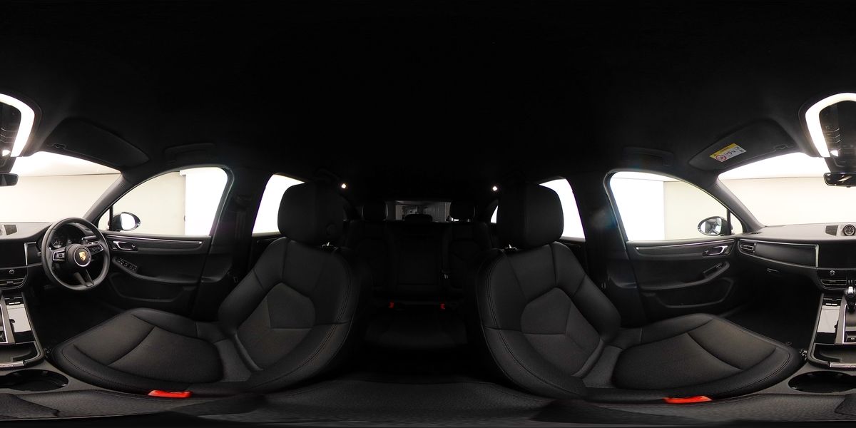 More views of Porsche Macan