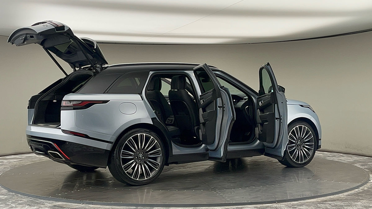More views of Land Rover Range Rover Velar