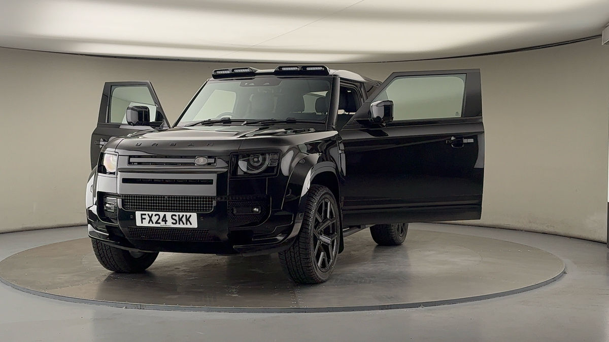 More views of Land Rover Defender 90