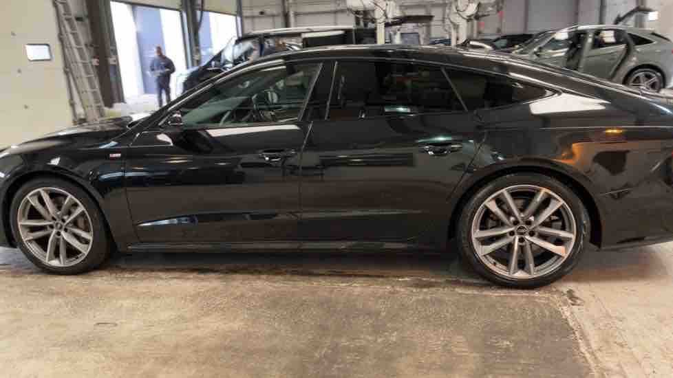 More views of Audi A7