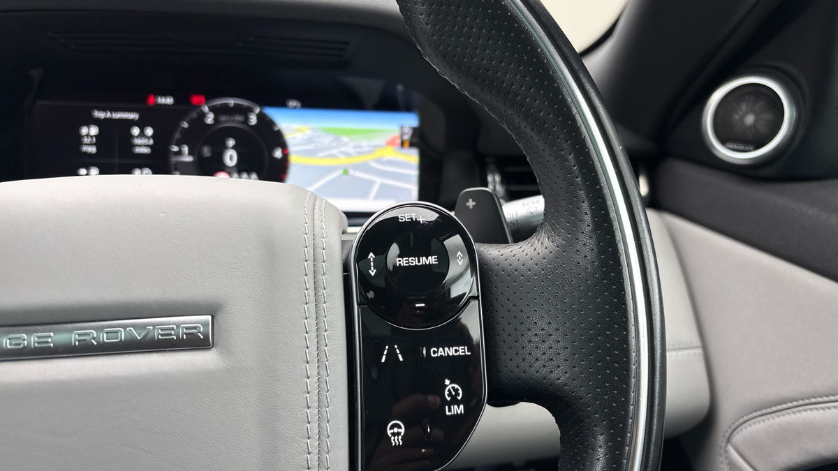 Land Rover Range Rover Evoque Image 14