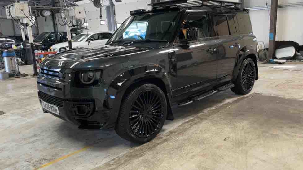More views of Land Rover Defender 110