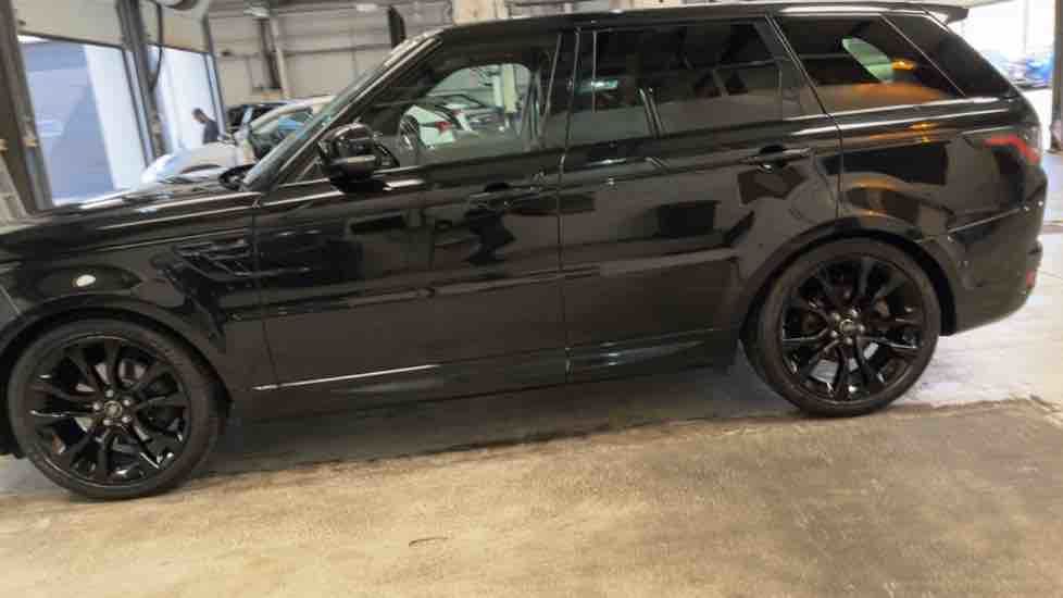 More views of Land Rover Range Rover Sport