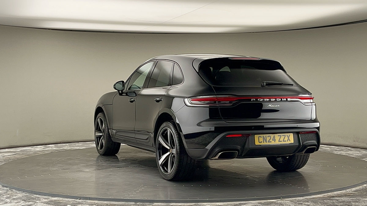 More views of Porsche Macan