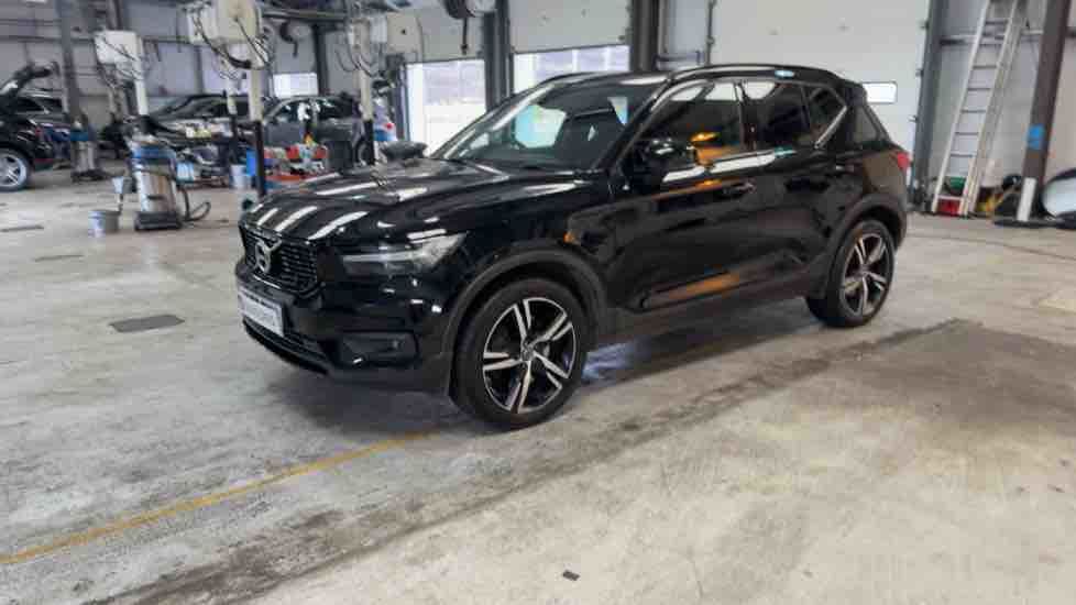 More views of Volvo XC40