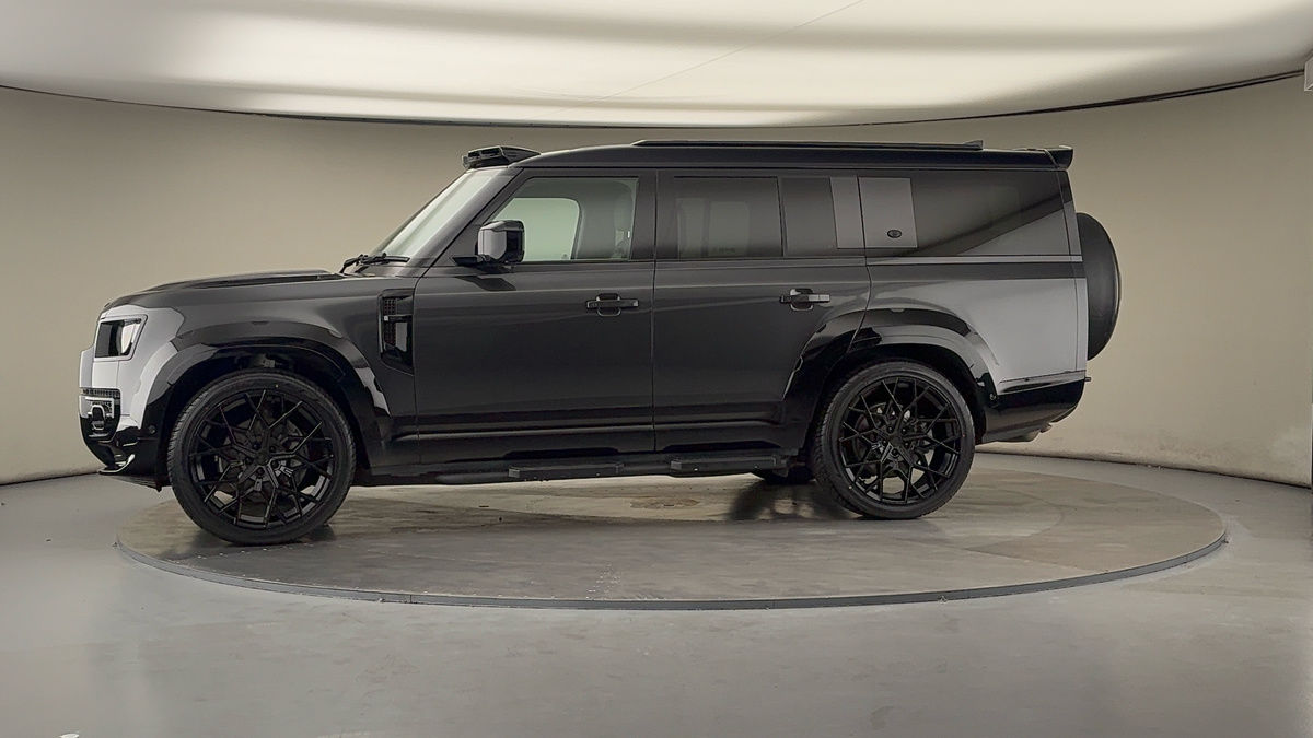 More views of Land Rover Defender 130