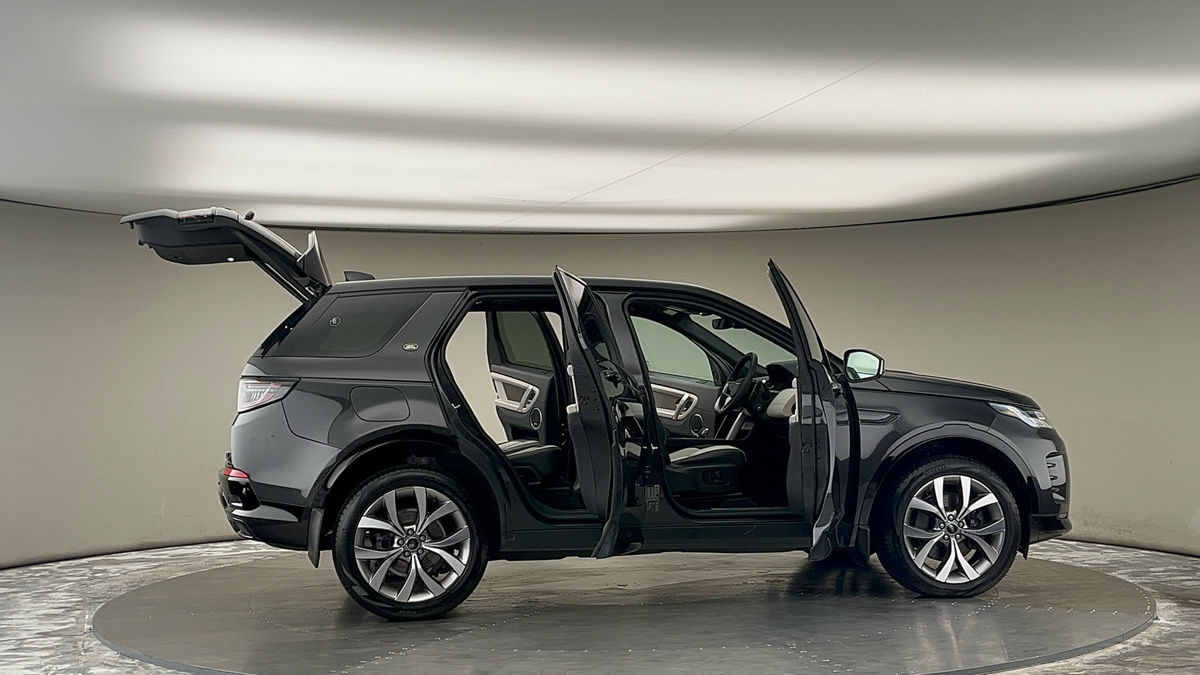 More views of Land Rover Discovery Sport