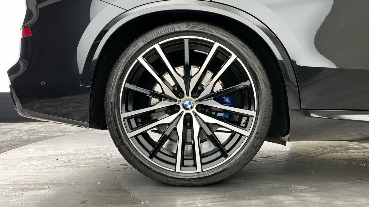 BMW X5 Image 10
