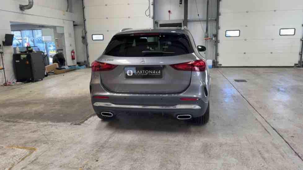 More views of Mercedes-Benz GLA