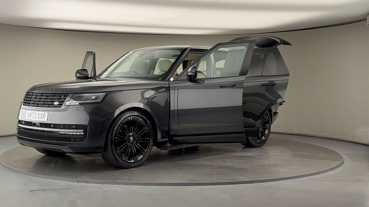 More views of Land Rover Range Rover