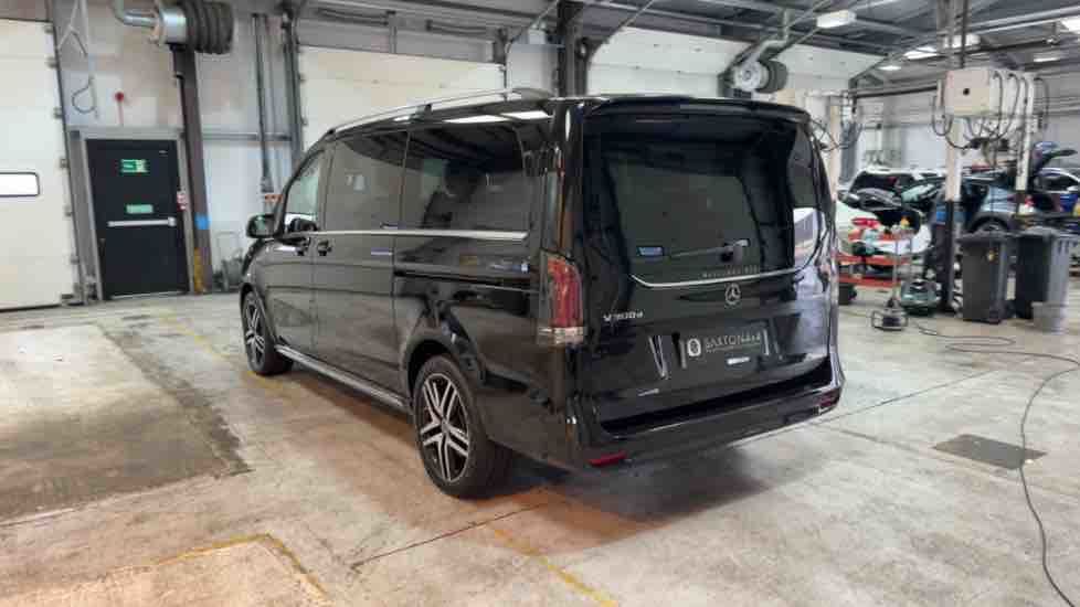 More views of Mercedes-Benz V Class