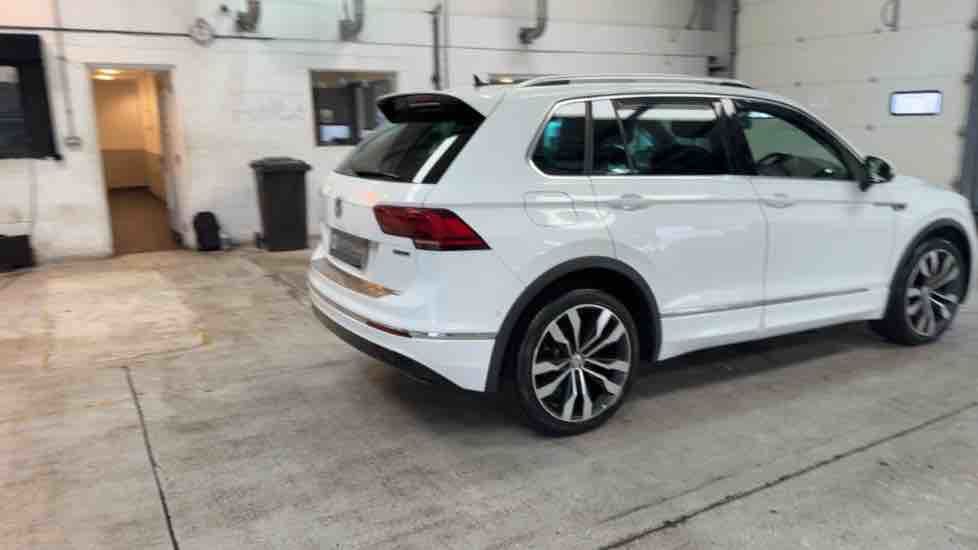More views of Volkswagen Tiguan