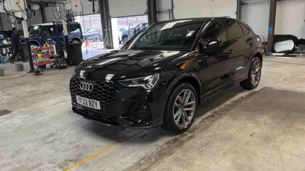More views of Audi Q3
