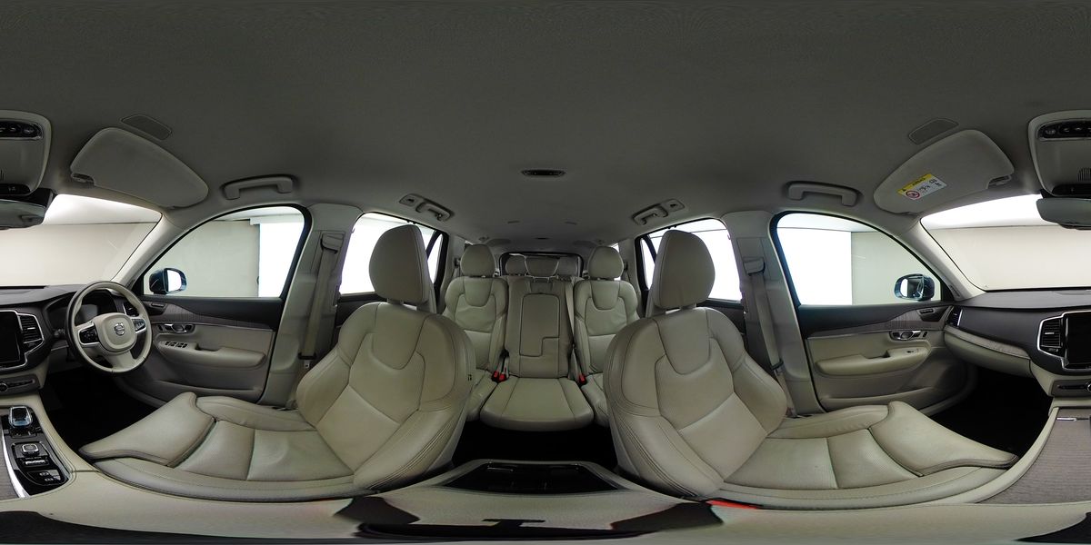 More views of Volvo XC90