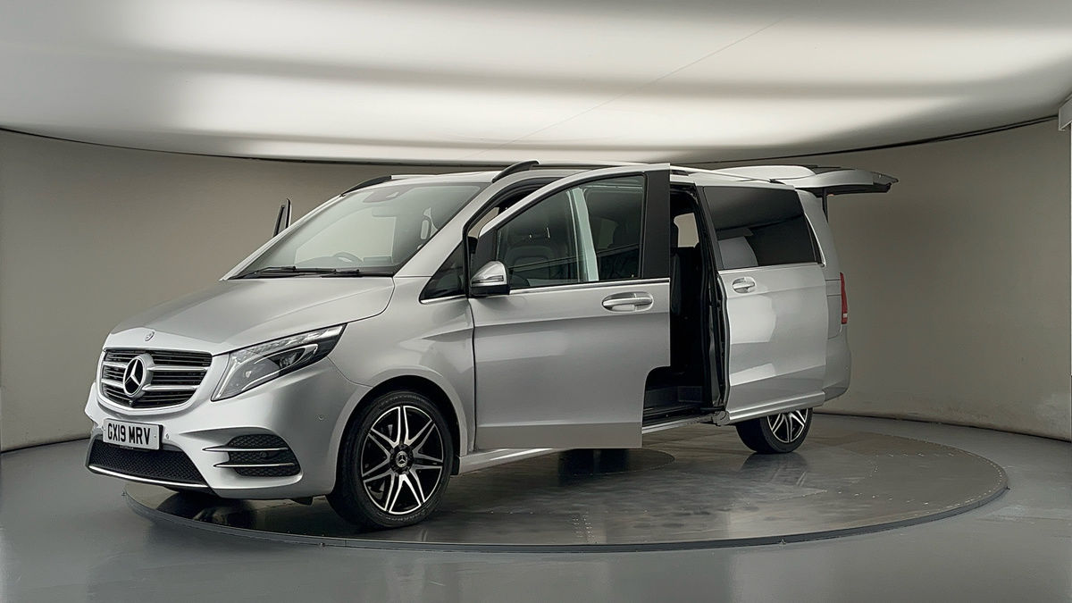 Mercedes-Benz V Class Image 22