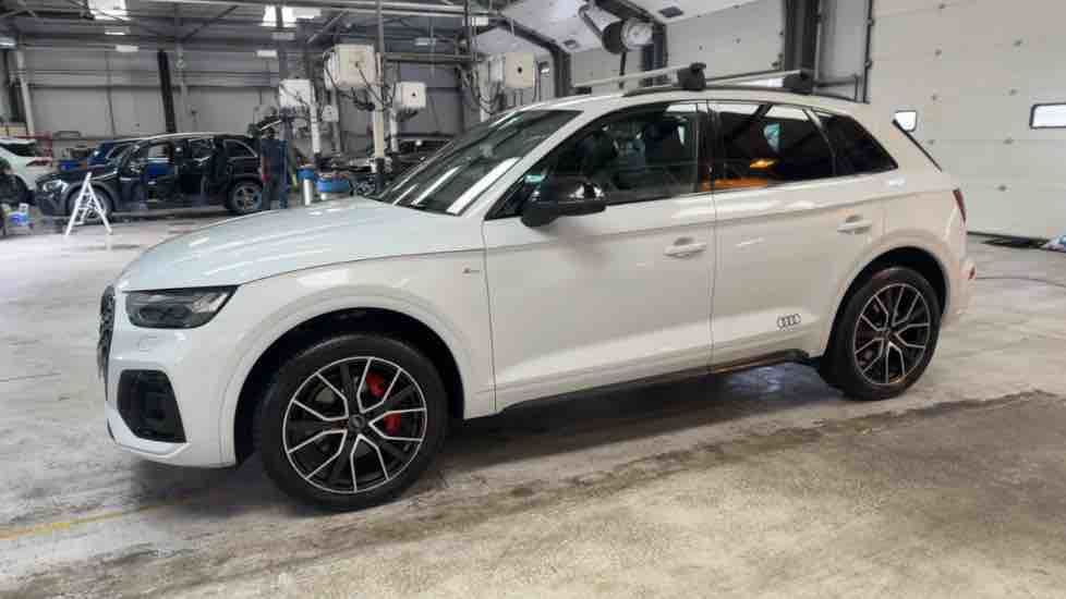 More views of Audi Q5