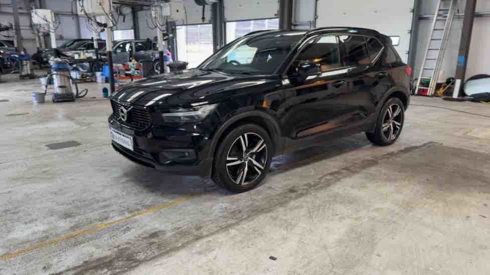 More views of Volvo XC40