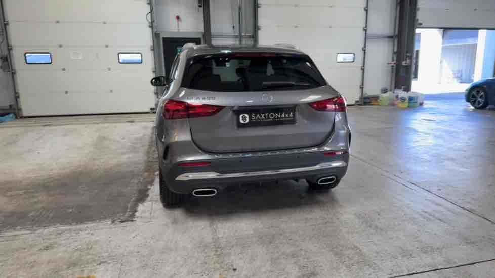More views of Mercedes-Benz GLA