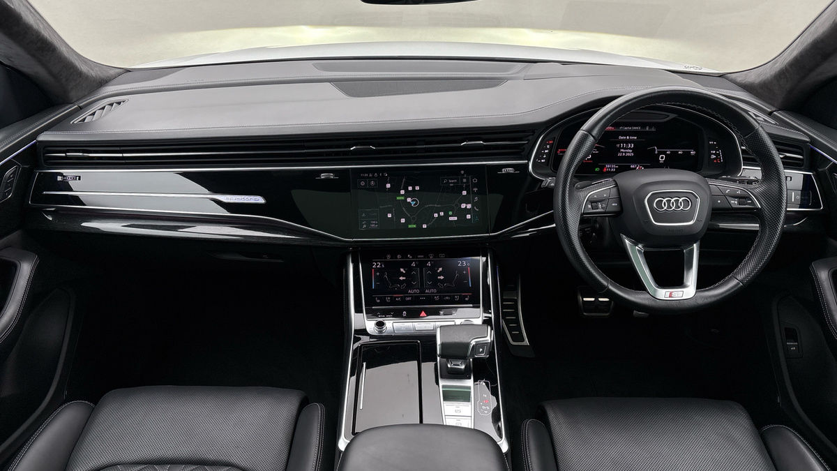 Audi Q8 Image 12