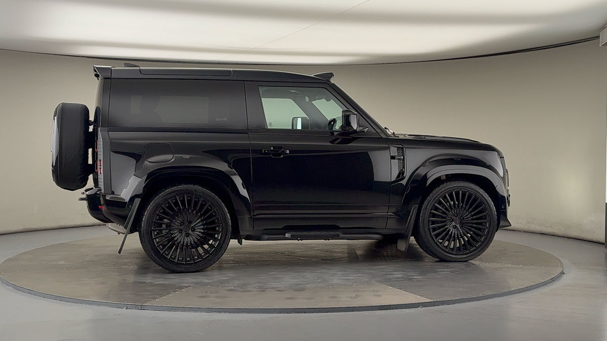 More views of Land Rover Defender 90