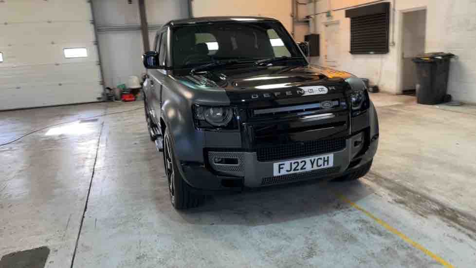 More views of Land Rover Defender 110