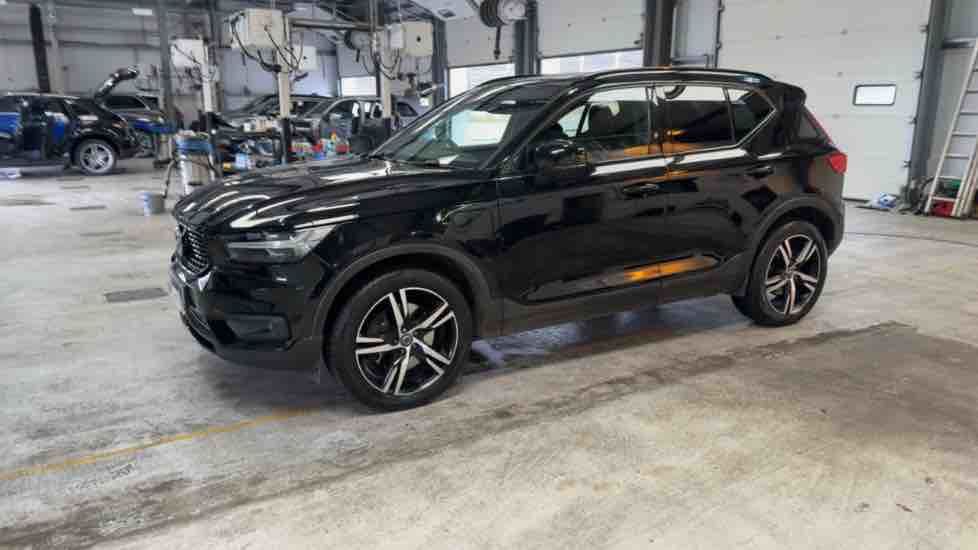 More views of Volvo XC40