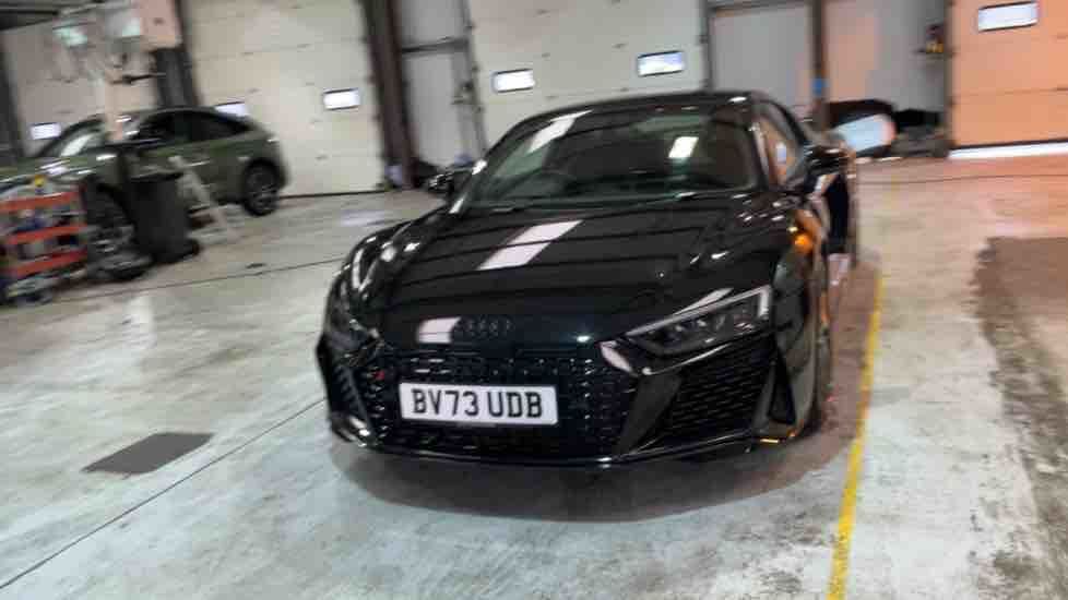 More views of Audi R8
