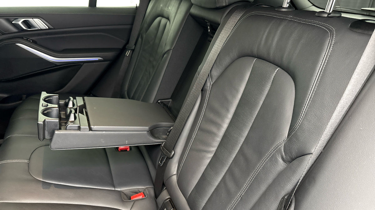 BMW X5 Image 9