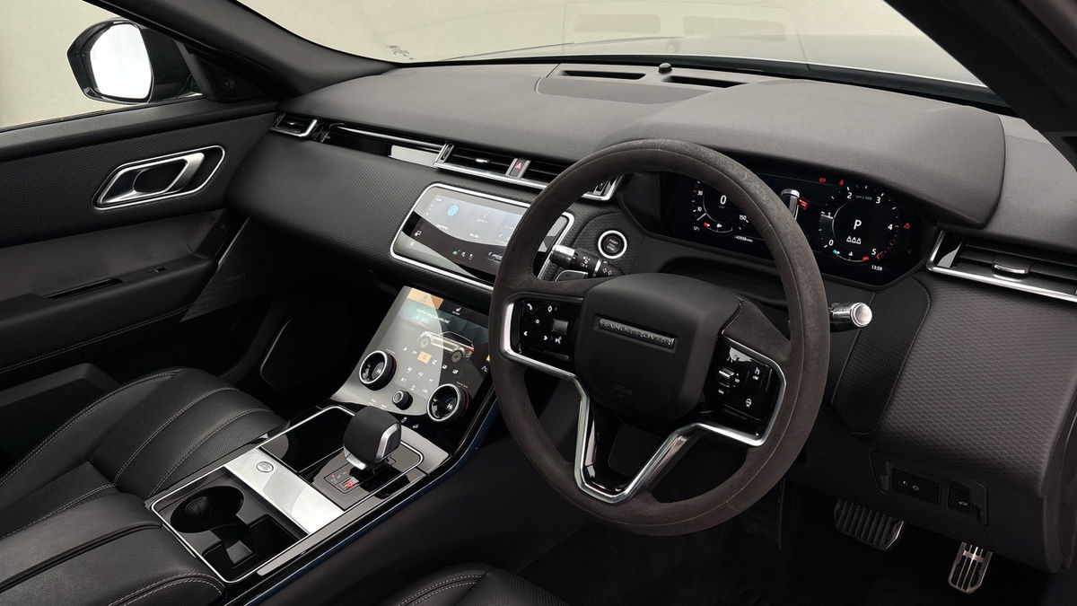 Land Rover Range Rover Velar Image 5
