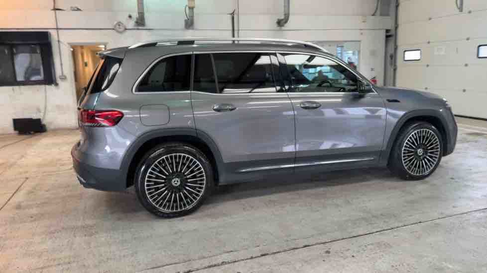 More views of Mercedes-Benz EQB