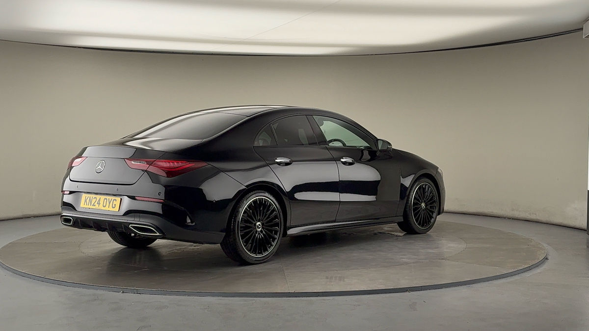 Mercedes-Benz CLA Image 21
