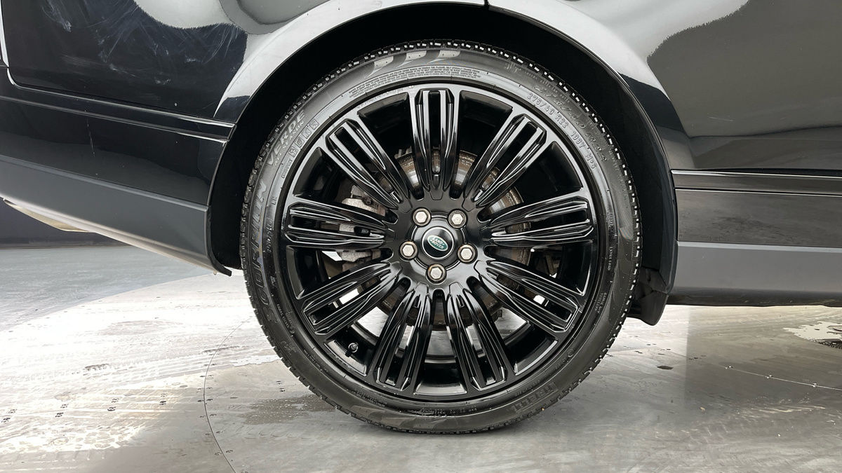 Land Rover Range Rover Image 10
