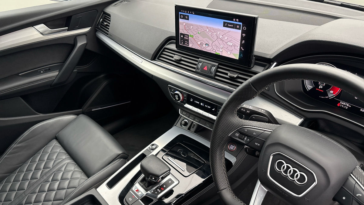 Audi SQ5 Image 18