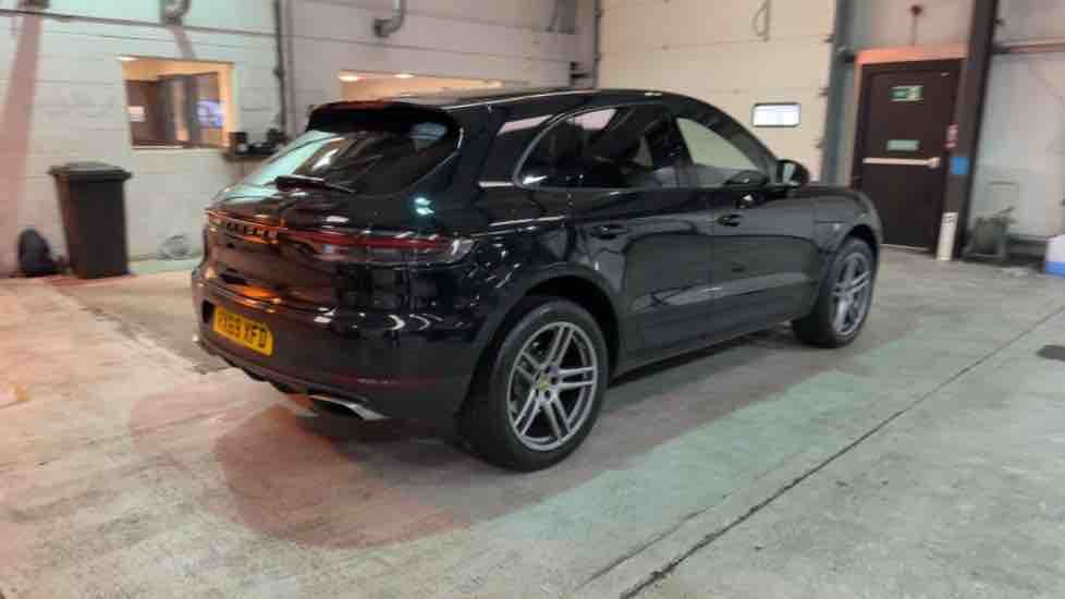 More views of Porsche Macan