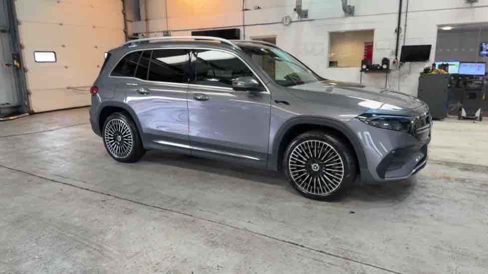 More views of Mercedes-Benz EQB