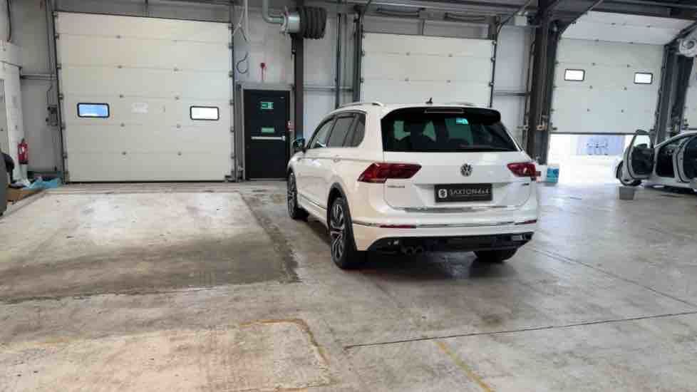 More views of Volkswagen Tiguan