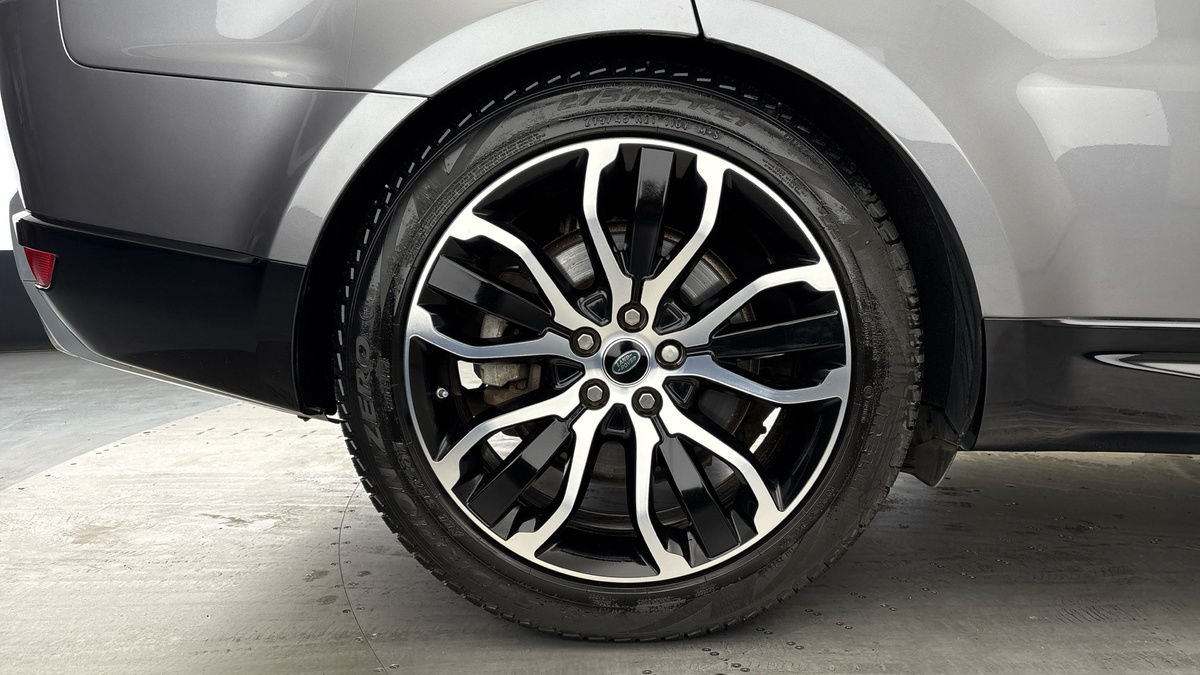 Land Rover Range Rover Sport Image 10