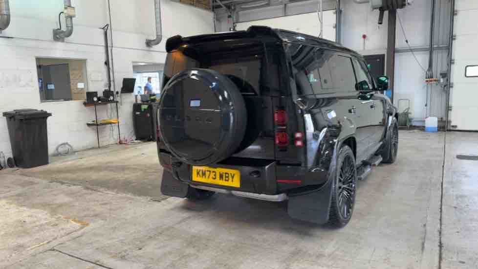 More views of Land Rover Defender 110