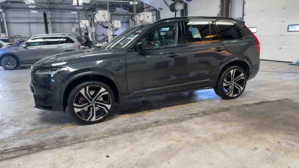 More views of Volvo XC90
